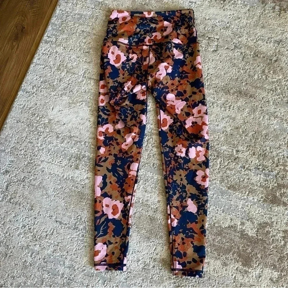 prAna Kimble 7/8 Leggings Yoga Pants Gym Workout Printed Floral: XS - Picture 9 of 10